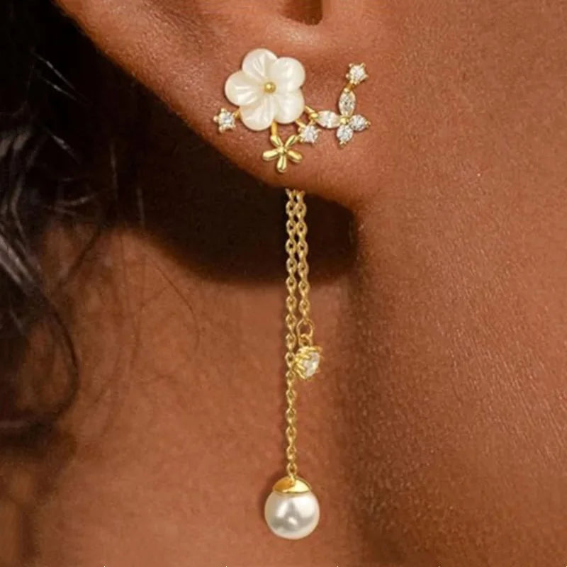 Minimalist Multi Band Ear Cuff for Modern Alternative Fashion Looks