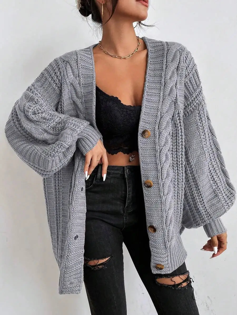Women's Oversized Cable Knit Sweater with Textured Stitching and Relaxed Streetwear Silhouette