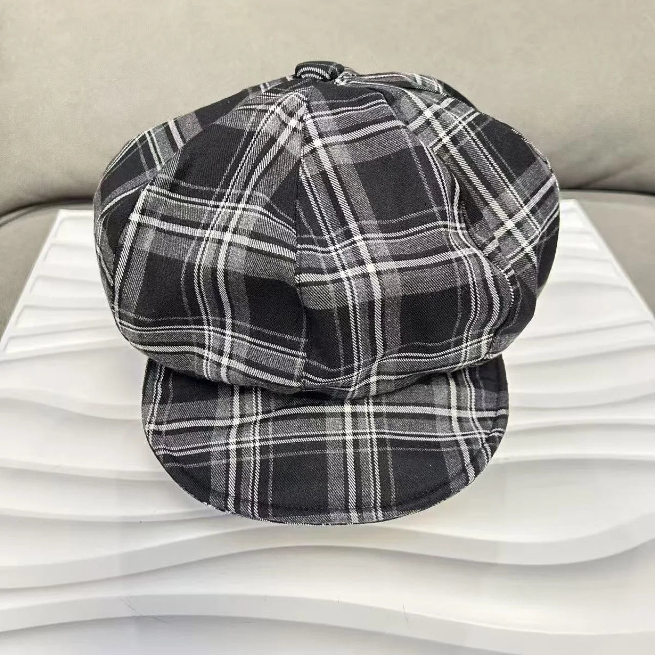 Vintage Plaid Newsboy Flat Cap for Casual Everyday Heritage Streetwear Fashion Style