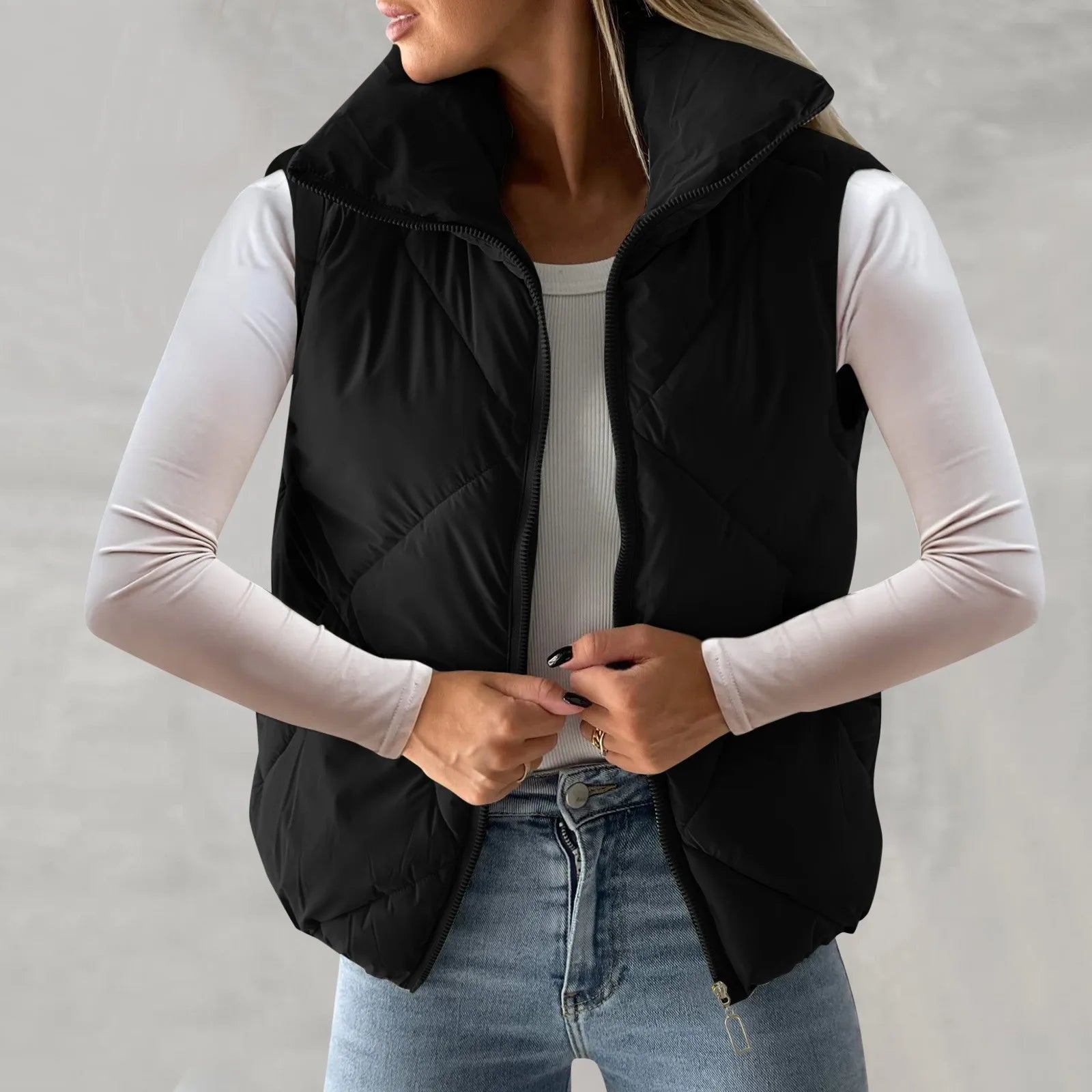 Women's Quilted Sleeveless Puffer Vest Relaxed Lightweight Streetwear Layering Waistcoat