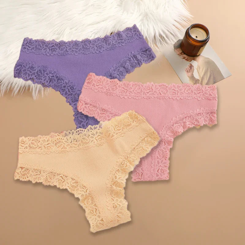 Three-Piece Ribbed Cotton-Blend Bikini Panty Set with Scalloped Lace Trim