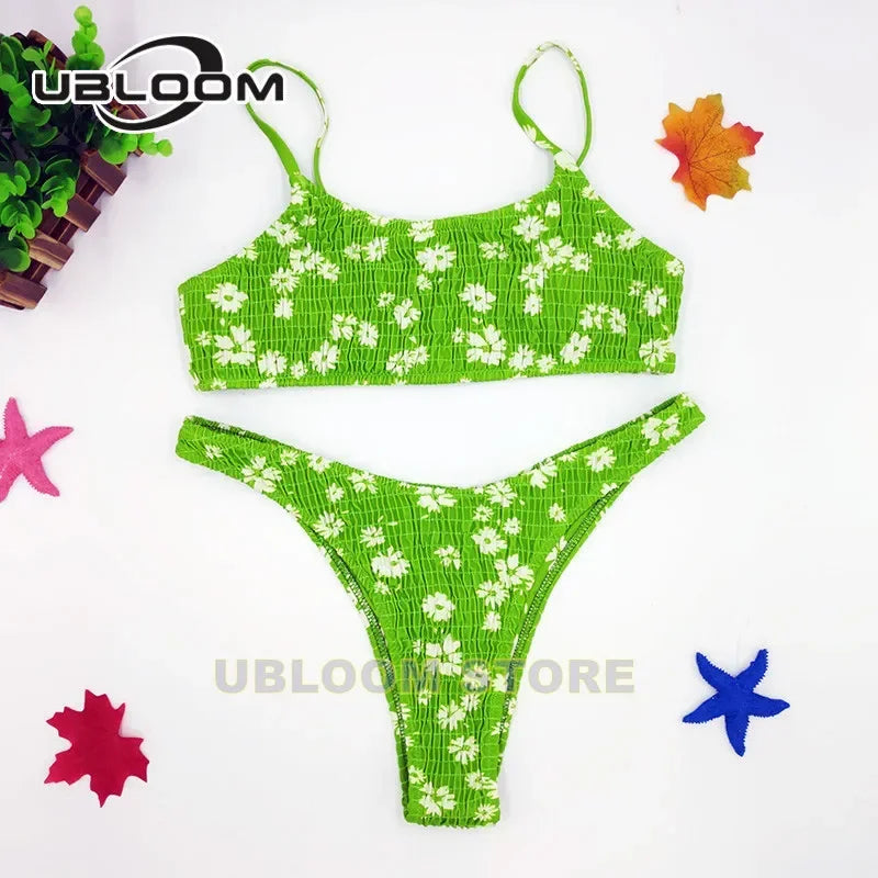 Vibrant Green Floral Underwire Bikini with Ruched Texture