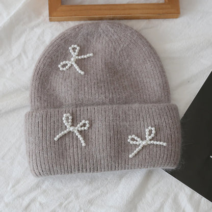 Minimalist Ribbed Knit Polyester Beanie for Everyday Casual Winter Streetwear Comfort and Warmth