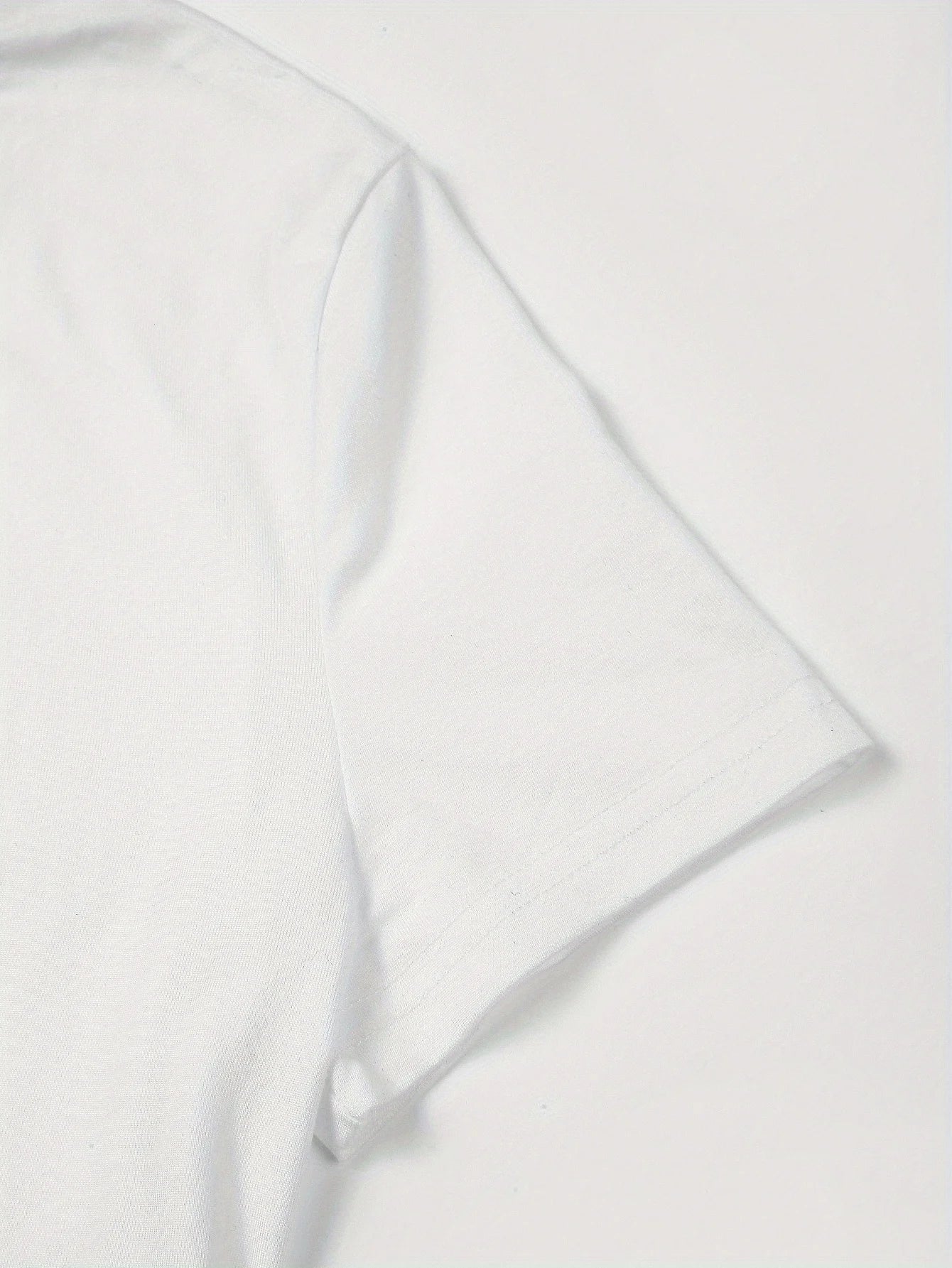 Women's Cropped Graphic T-Shirt for Casual Streetwear Everyday Modern Fashion and Layered Outfits