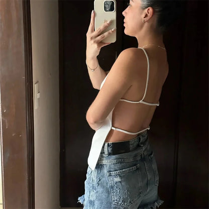 Minimalist Backless Spaghetti Strap Tank Top with Slim Fit Everyday Streetwear Style