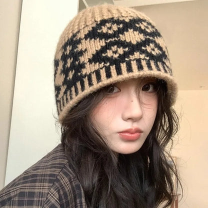 Retro Fisherman Style Knit Beanie with Ear Coverage for Casual Outdoor Winter Streetwear Comfort