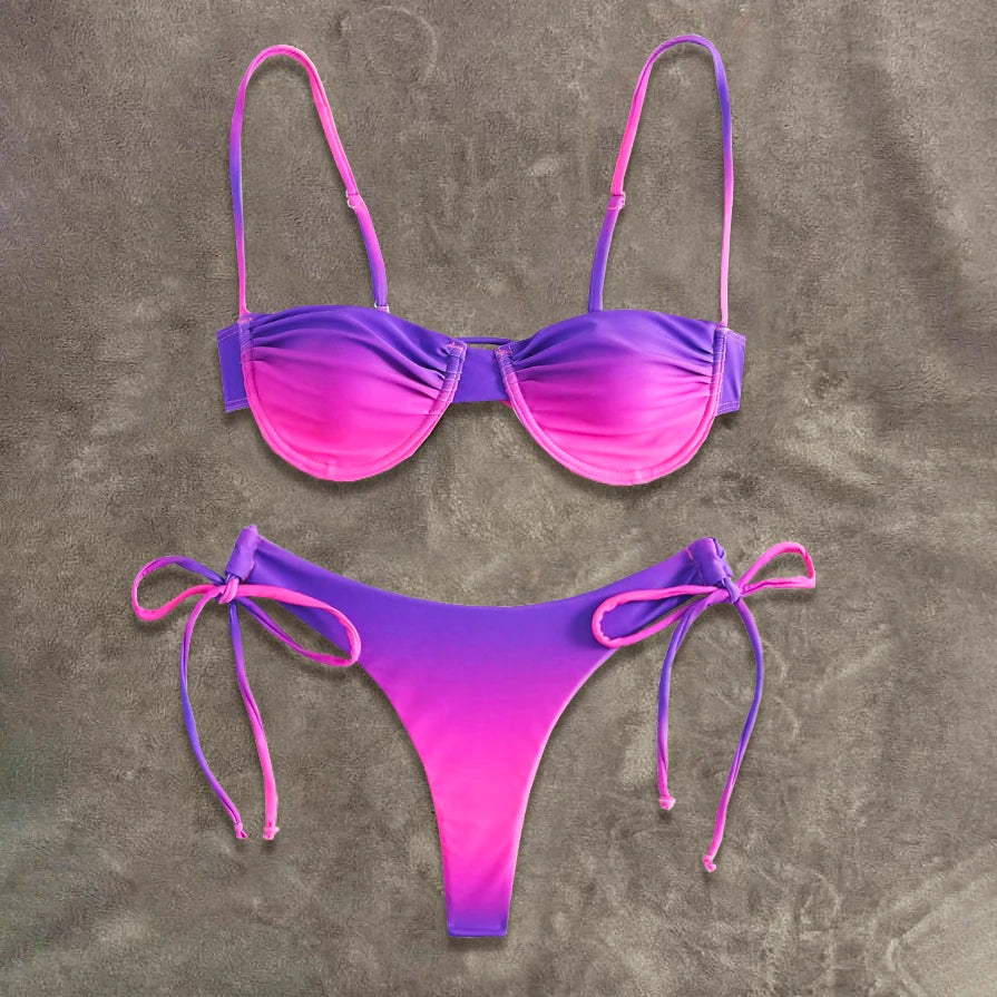 Color-Block Underwire Bikini Set with Plunge Neckline and Contrast Binding