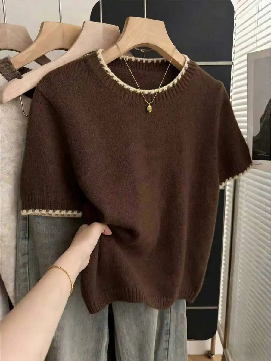 Women's Contrast Trim Short Sleeve Knit Sweater with Relaxed Retro Cropped Silhouette