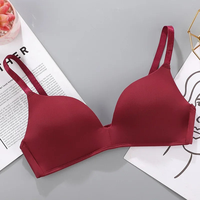 Seamless-Style Plunging V-Neck Wireless Bra with Smooth Molded Cups