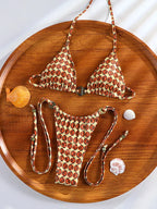 Retro Geometric Print Triangle String Bikini with Center Clasp