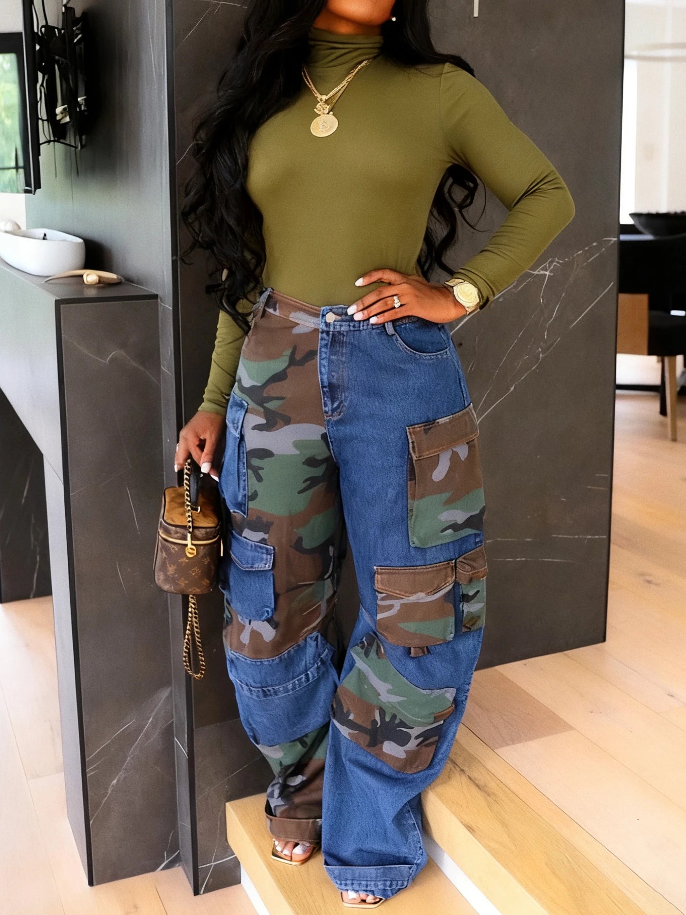 Women's High Waist Patchwork Cargo Denim Jeans with Multi-Pocket Relaxed Streetwear Fit
