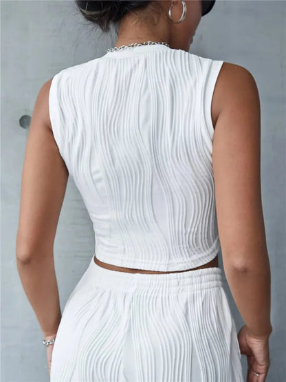 Women's Ribbed Mock Neck Sleeveless Tank Top for Minimalist Casual Streetwear Everyday Style