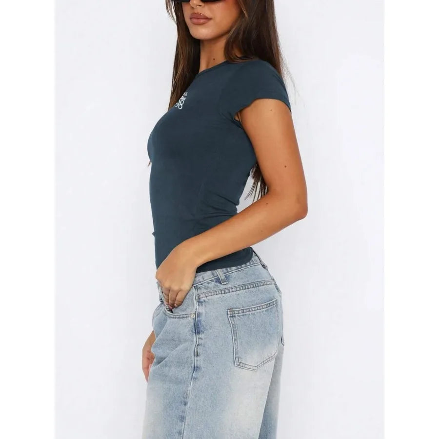 Ribbed Crop Tee with Minimal Typography Detail and Fitted Streetwear Style