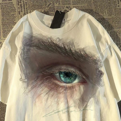 Oversized Artistic Eye Graphic Streetwear T-Shirt with Abstract Portrait Design