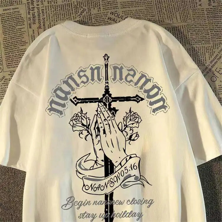 Oversized Gothic Crest Graphic Cotton T-Shirt with Vintage Streetwear Artwork