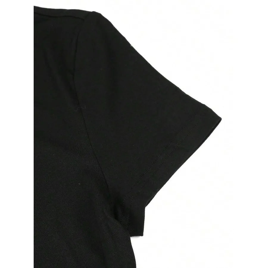 Dark Graphic Crop Tee with Gothic Artwork and Fitted Streetwear Silhouette