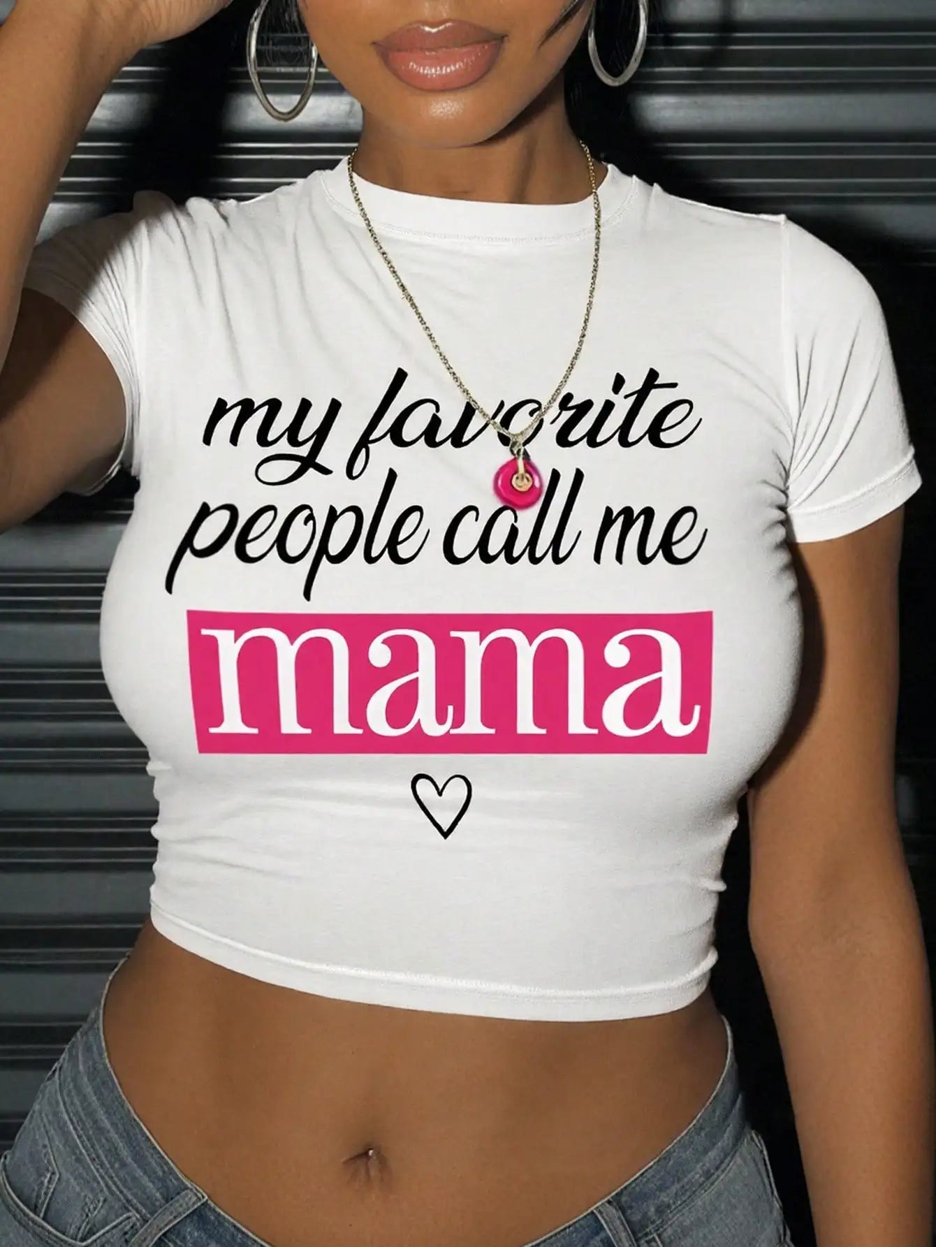 Typography Graphic Baby Tee with Slim Crop Fit and Casual Streetwear Style