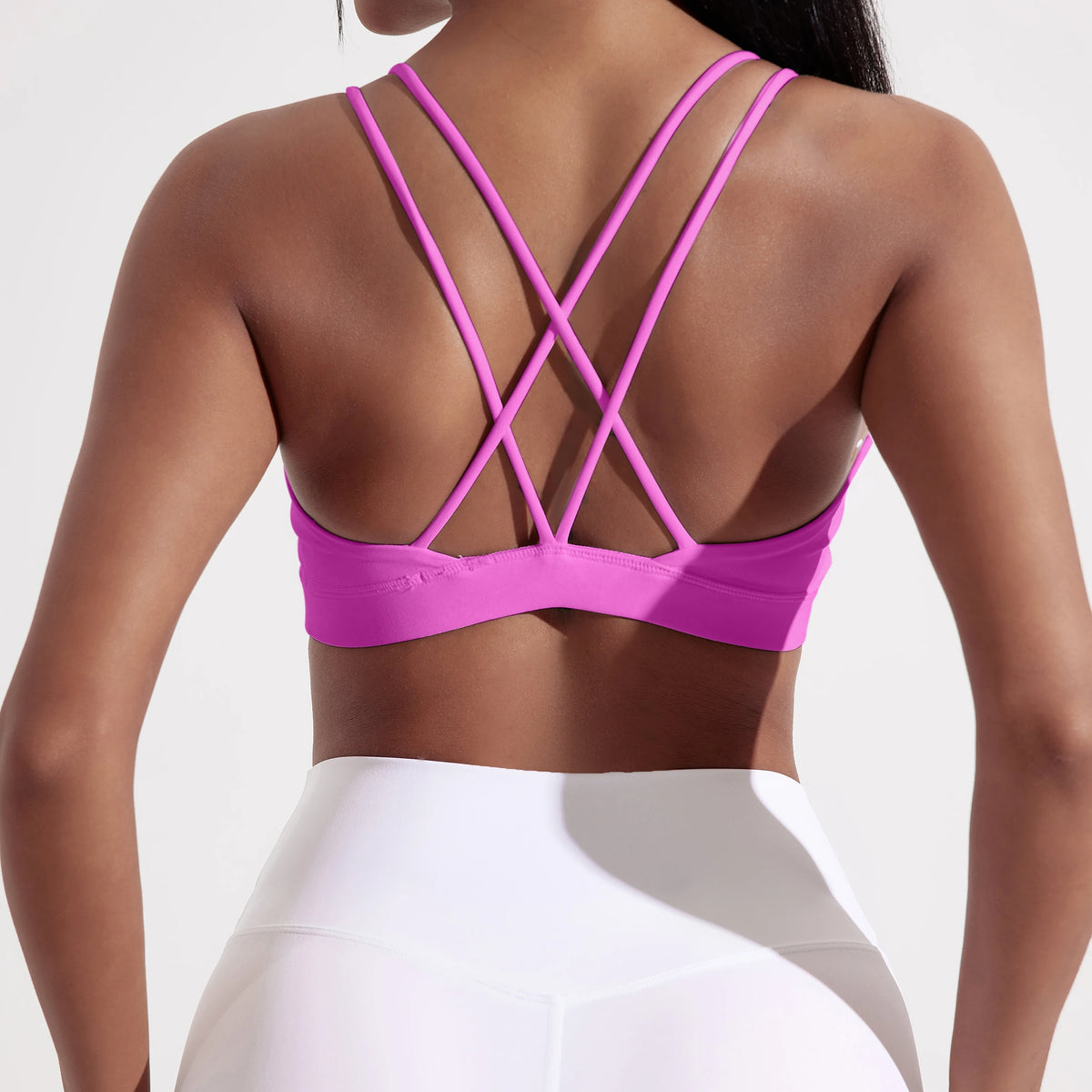 Women's Cross-Back Fitness Sports Bra with Chest Pad, Breathable Knit Fabric and High-Strength Support for Gym, Yoga and Training