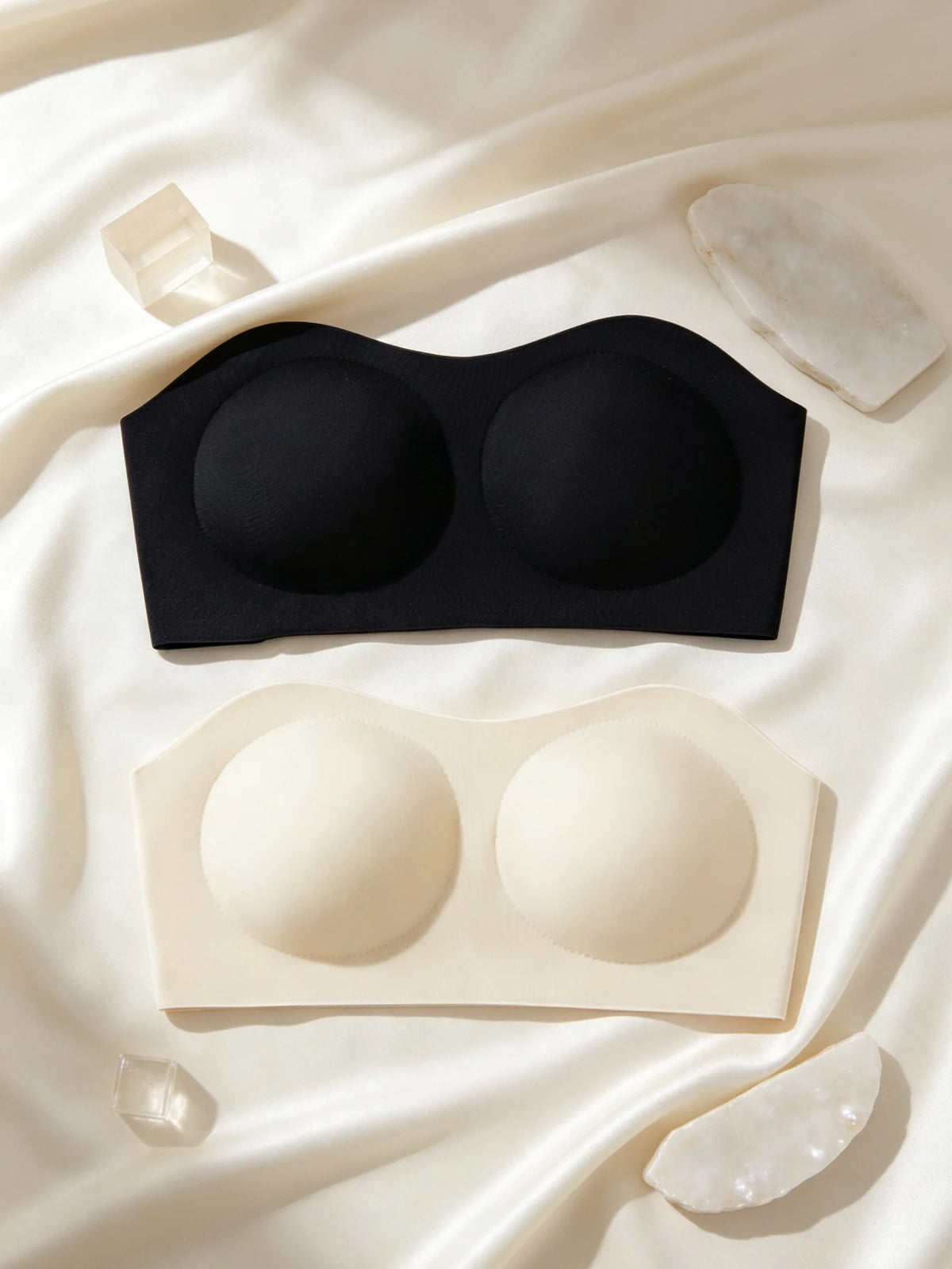 Two-Piece Seamless Strapless Bandeau Bra Set with Removable Padding