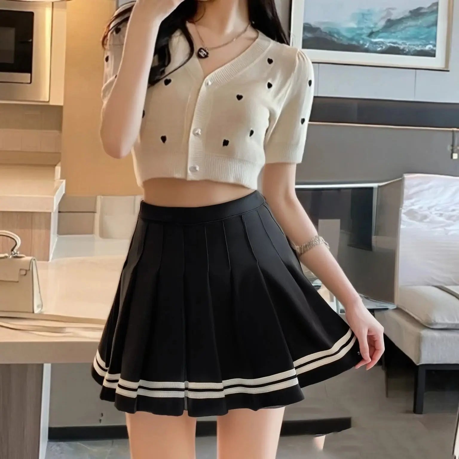Contrast Trim Pleated Mini Skirt with High Rise Preppy Streetwear Style