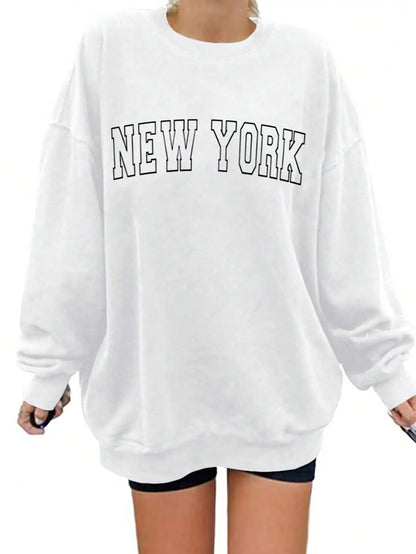 Women's Oversized Embroidered Crew Neck Sweatshirt with Drop Shoulders for Modern Streetwear Fashion