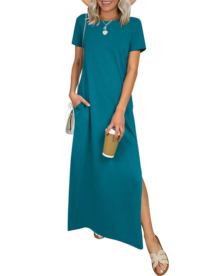 Relaxed Crew Neck Maxi Dress with Side Slits and Functional Pockets