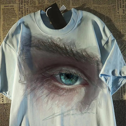 Oversized Artistic Eye Graphic Streetwear T-Shirt with Abstract Portrait Design