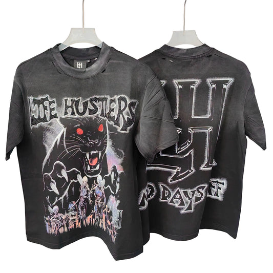 Distressed Graphic Oversized Cotton Streetwear T-Shirt with Vintage-Inspired Artwork