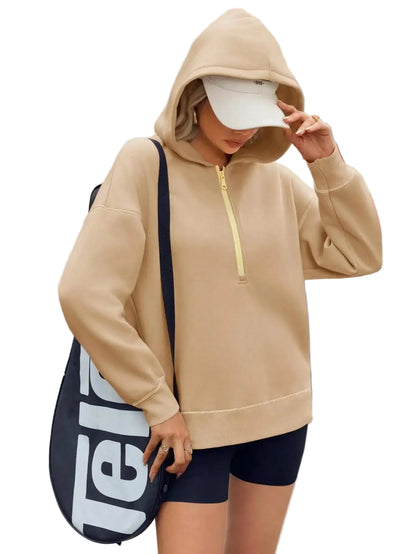 Cropped Zip-Up Hoodie with Slim Fit and Contemporary Streetwear Design