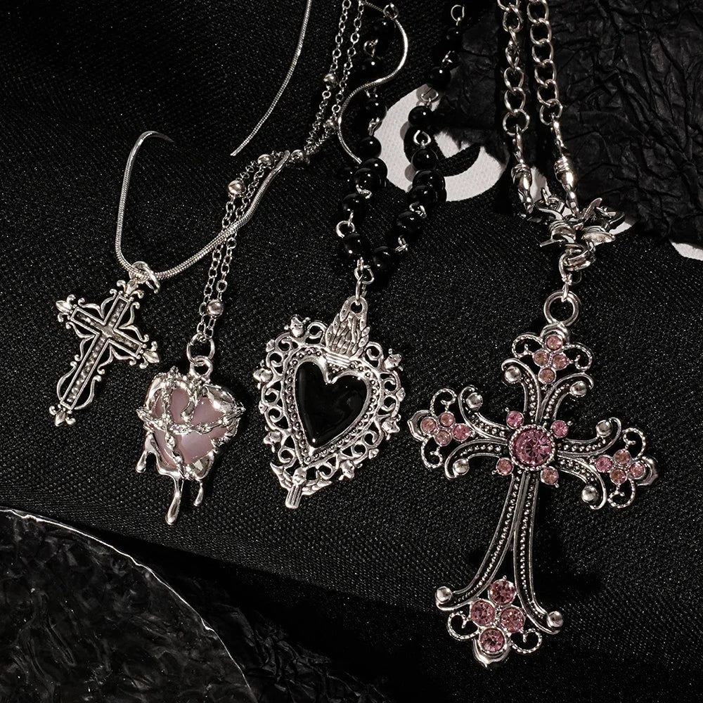 Gothic Heart Cross Pendant Necklace Set With Dark Romantic Charm Details