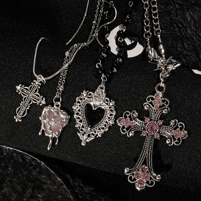 Gothic Heart Cross Pendant Necklace Set With Dark Romantic Charm Details