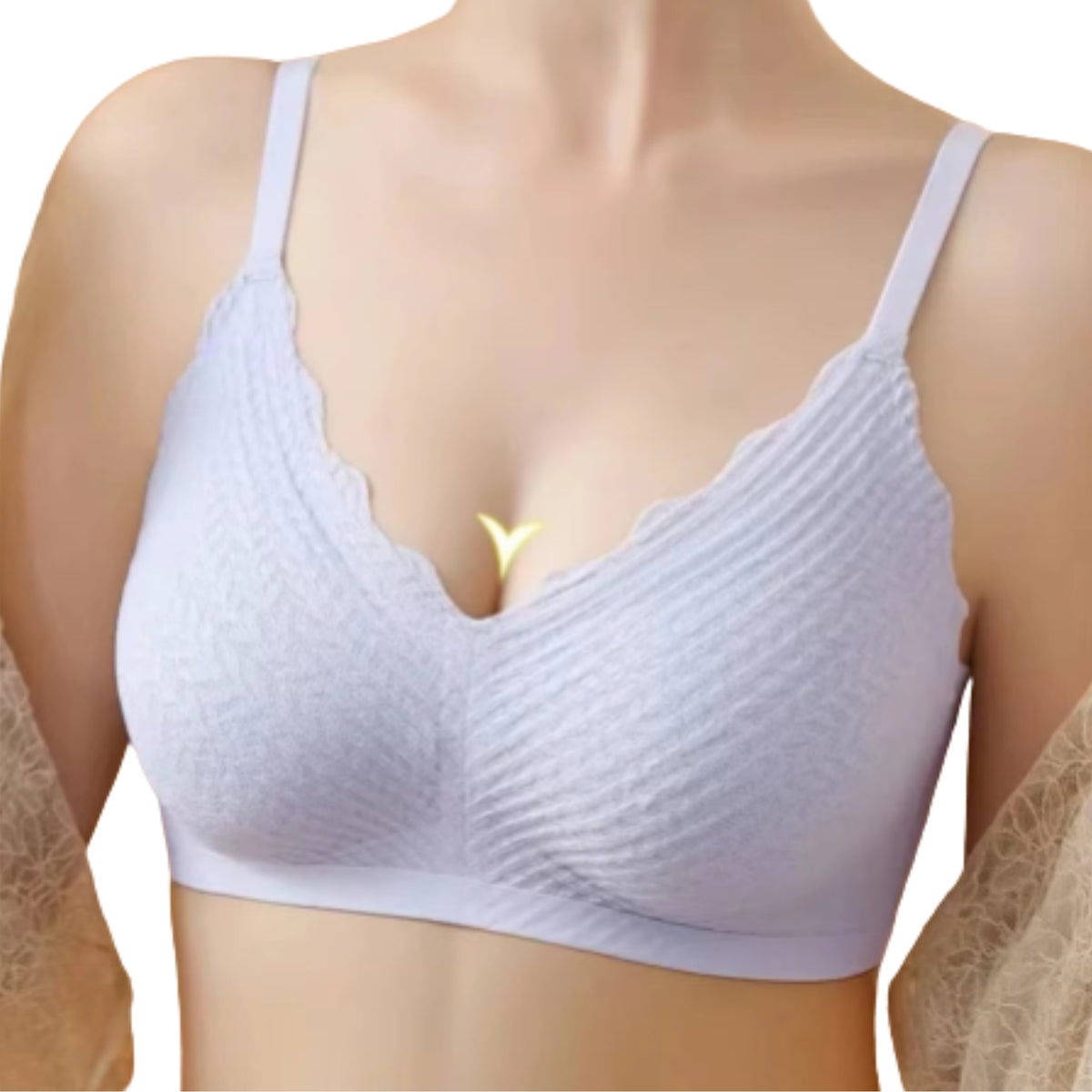 Textured Lilac Seamless Bra with Scalloped V-Neckline and Adjustable Straps